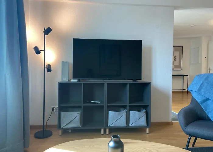 Modern 3Bdr Duplex With Skyroof In Trendy Zurich West