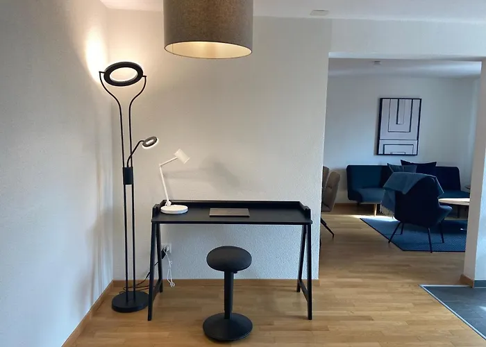 Modern 3Bdr Duplex With Skyroof In Trendy Zurich West